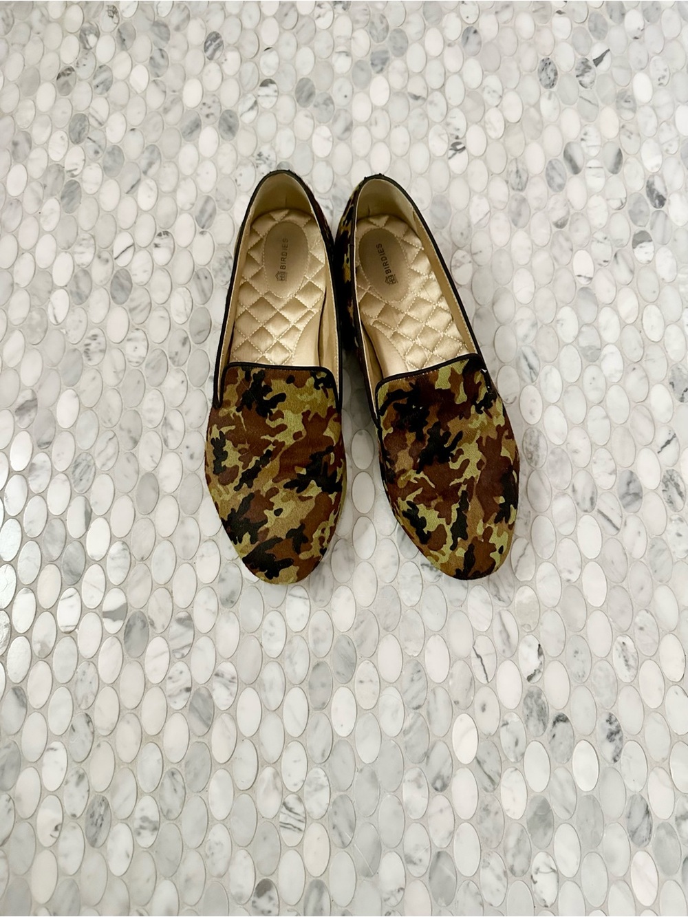 Birdies Tan Interior with Black Printed Label